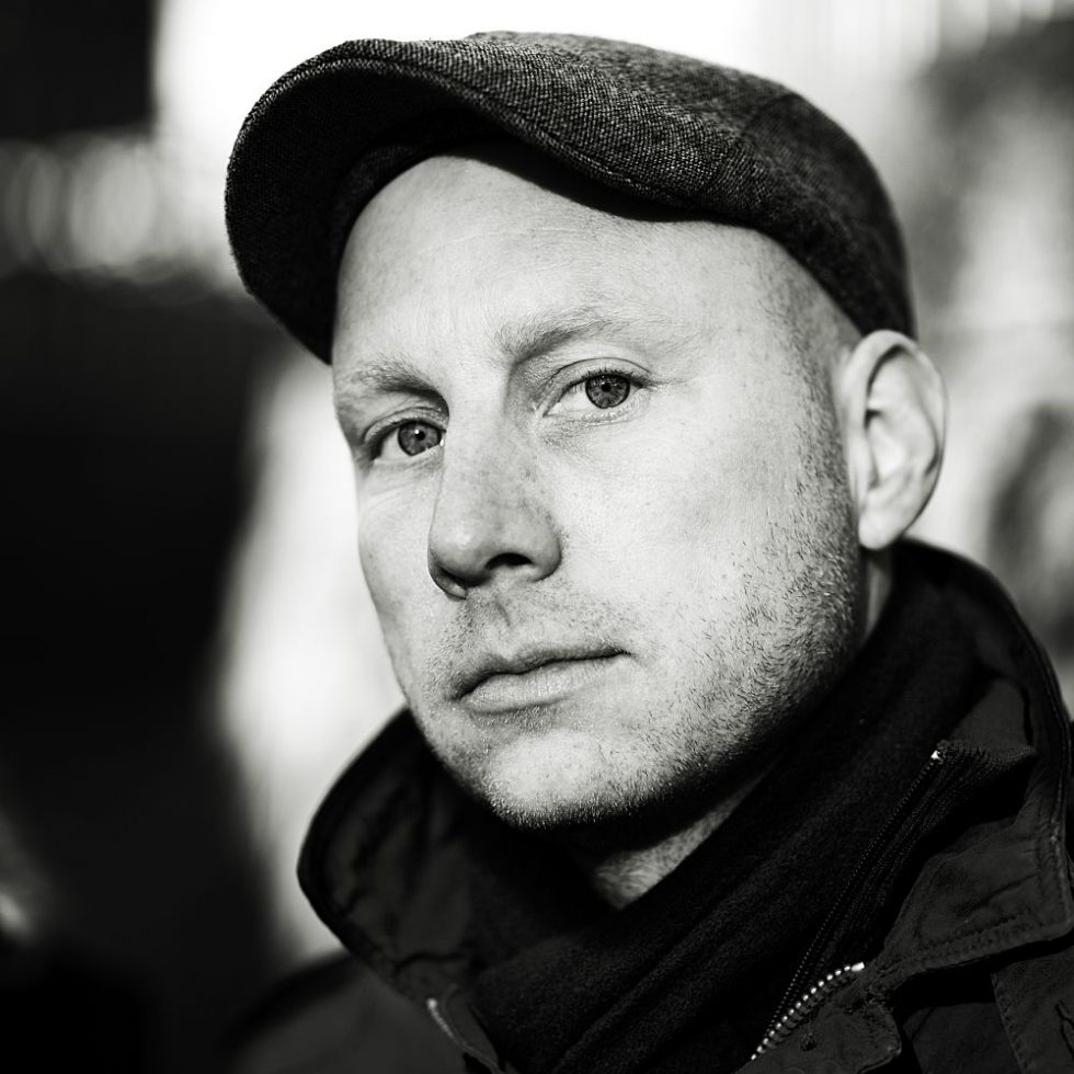 „Die Luft anhalten bis zum Meer“ – Sven-André Dreyer liest