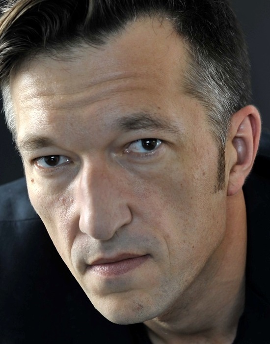 HAGARD Lukas Bärfuss verfolgt den Verfolger Reihe „Aus den Fugen“