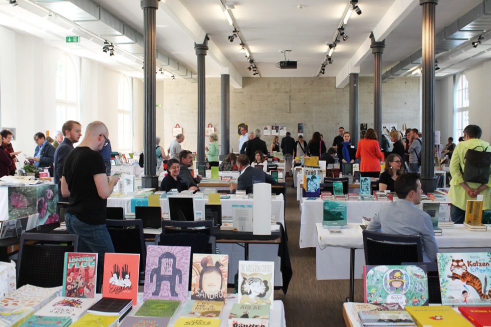 KASSELBUCH: Rund 1000 Besucher auf der Messe